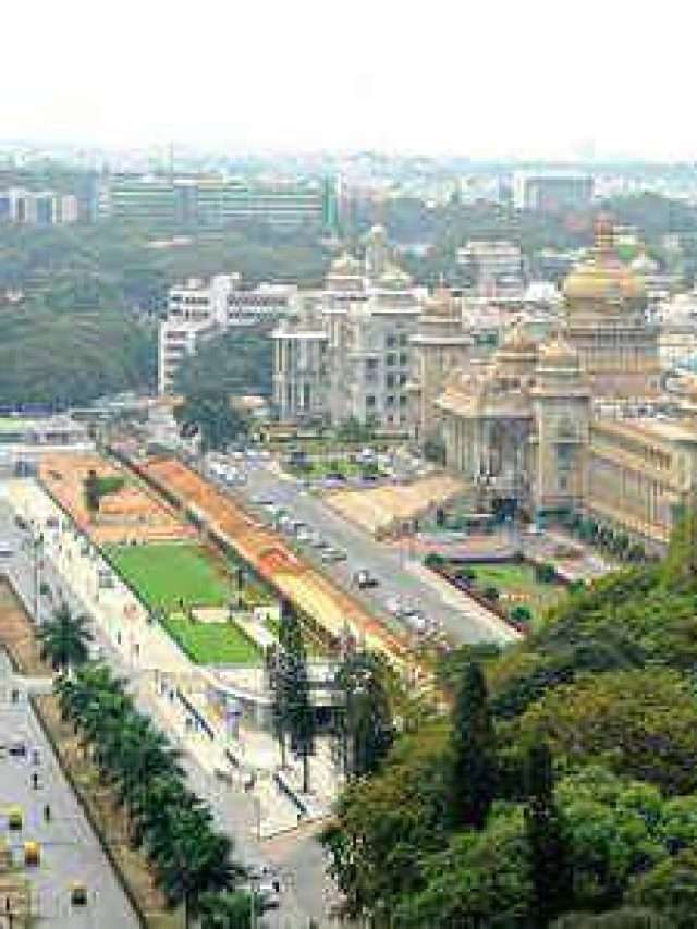 Stories 8 MUST VISIT PLACES IN BANGLURU