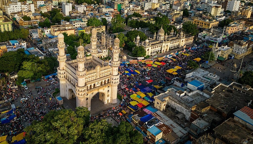 Things to Buy From Hyderabad Trip – 10 Famous Items You Shouldn’t Miss