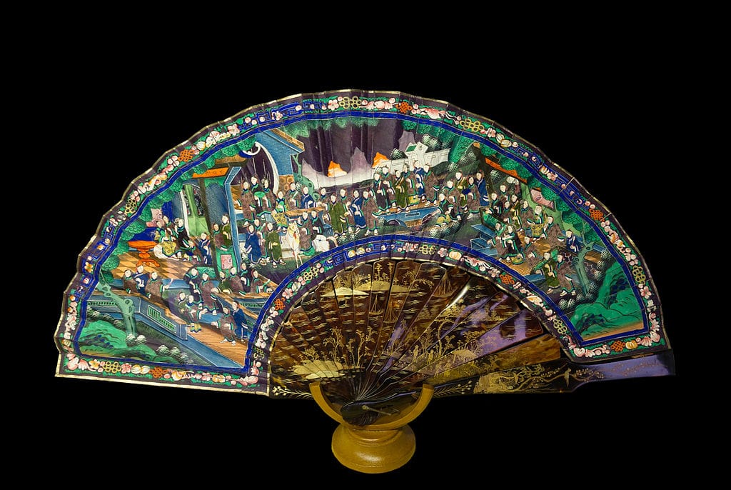 things to buy from singapore, things to buy from singapore trip, best things to buy from singapore, famous things to buy in singapore, singapore shopping items, singapore souvenirs, shopping in singapore, singapore electronics shopping, singapore chocolates, merlion souvenirs, orchid gifts singapore, singapore perfumes duty free, what to buy from singapore, singapore local products, singapore travel shopping guide