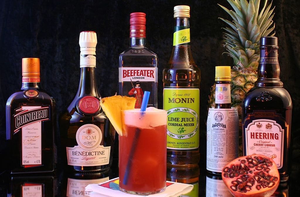 things to buy from singapore, things to buy from singapore trip, best things to buy from singapore, famous things to buy in singapore, singapore shopping items, singapore souvenirs, shopping in singapore, singapore electronics shopping, singapore chocolates, merlion souvenirs, orchid gifts singapore, singapore perfumes duty free, what to buy from singapore, singapore local products, singapore travel shopping guide