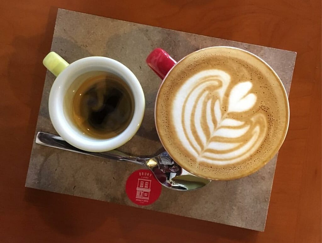 things to buy from singapore, things to buy from singapore trip, best things to buy from singapore, famous things to buy in singapore, singapore shopping items, singapore souvenirs, shopping in singapore, singapore electronics shopping, singapore chocolates, merlion souvenirs, orchid gifts singapore, singapore perfumes duty free, what to buy from singapore, singapore local products, singapore travel shopping guide