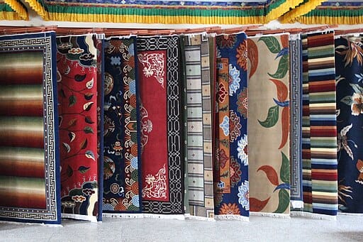 things to buy from kashmir, things to buy from kashmir trip, best things to buy from kashmir, famous things to buy from kashmir, kashmir shopping list, kashmir handicrafts shopping, kashmir souvenirs, pashmina shawls kashmir, saffron from kashmir, kashmiri dry fruits, kashmir local products, kashmir traditional items, shopping in kashmir, kashmir travel shopping guide