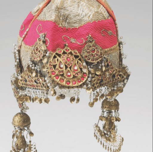 things to buy from kashmir, things to buy from kashmir trip, best things to buy from kashmir, famous things to buy from kashmir, kashmir shopping list, kashmir handicrafts shopping, kashmir souvenirs, pashmina shawls kashmir, saffron from kashmir, kashmiri dry fruits, kashmir local products, kashmir traditional items, shopping in kashmir, kashmir travel shopping guide