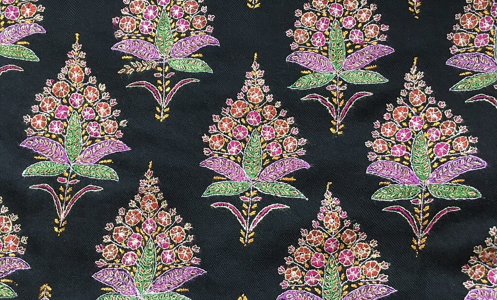 things to buy from kathmandu, things to buy from kathmandu trip, best things to buy from kathmandu, famous things to buy in kathmandu, kathmandu shopping items, kathmandu souvenirs, shopping in kathmandu, kathmandu handicrafts, pashmina shawls kathmandu, tibetan singing bowls, thangka paintings kathmandu, nepali silver jewelry, lokta paper products, nepali tea coffee, what to buy from kathmandu